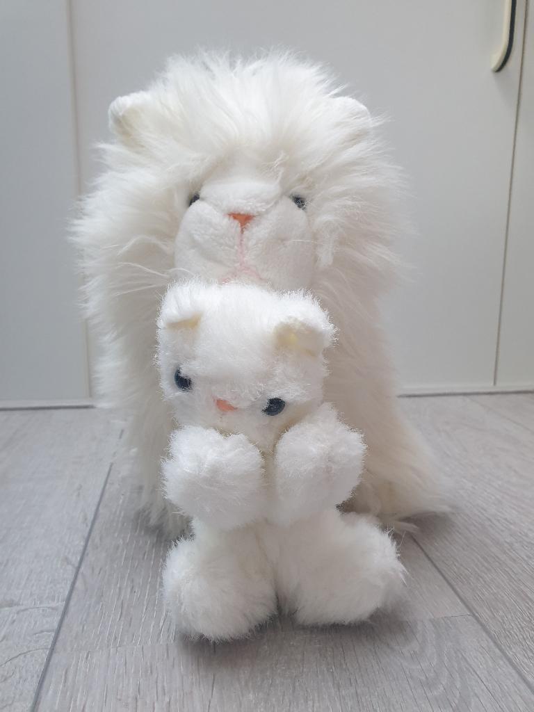 Knuffel, Ophalen of Verzenden, Zo goed als nieuw, Wit, Kat