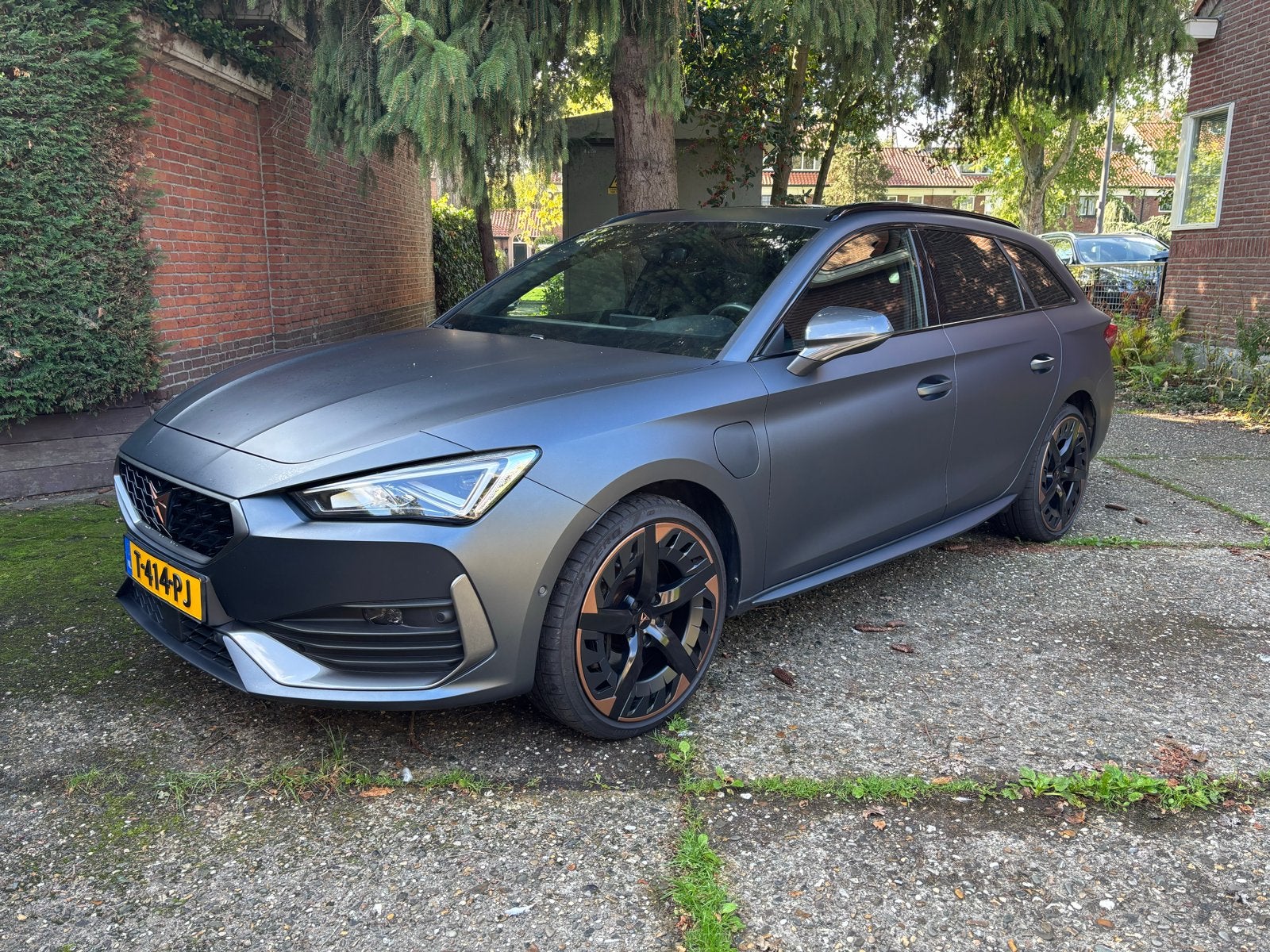 CUPRA Leon Sportstourer 1.4e-Hybrid 245pk | Pano | Mat Grijs, Auto's, 4 cilinders, Leon, Plug-in hybride, 71 km/l