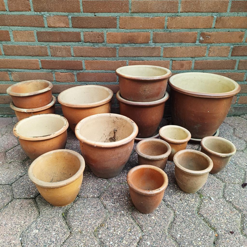 Bruine terracotta bloempotten voor buiten, Tuin en Terras, Bloempotten, Ophalen, Rond, Minder dan 40 cm