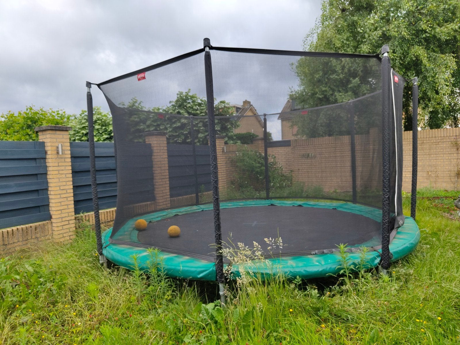 BERG Trampoline met veiligheidsnet - Ø 430 cm, Ophalen, Gebruikt
