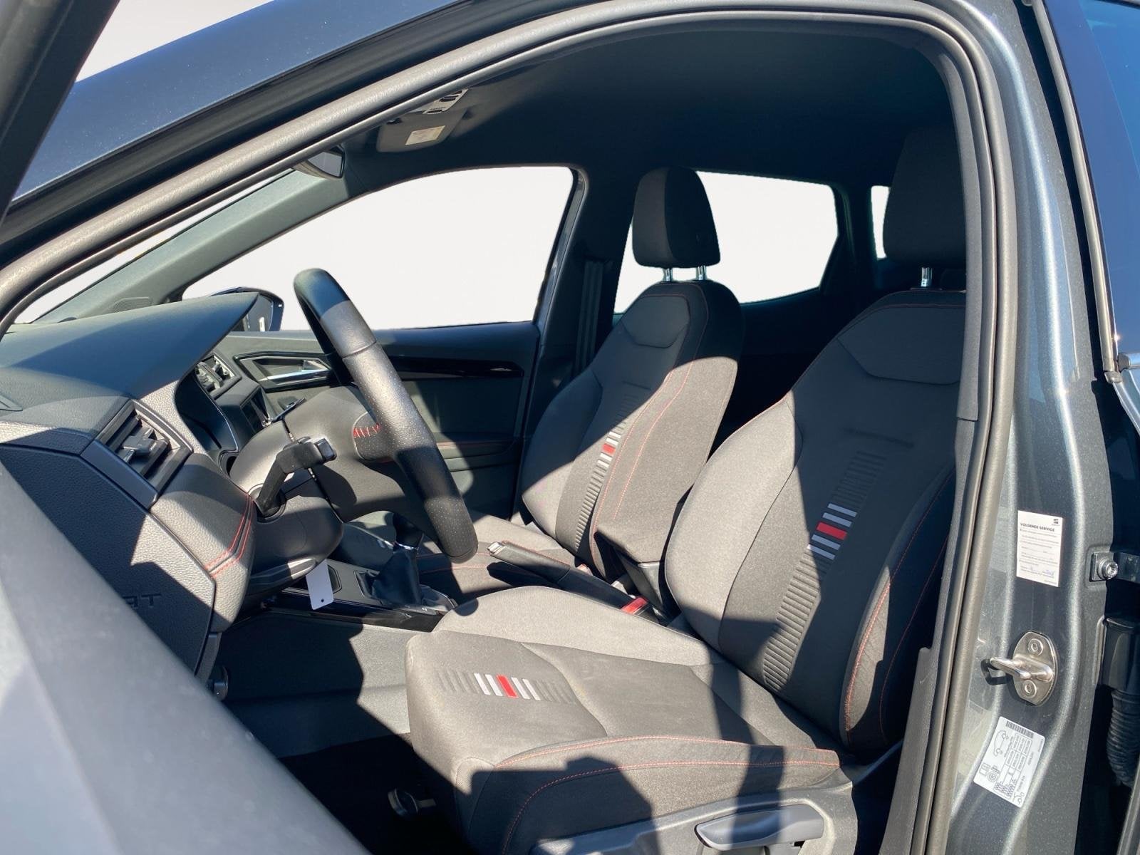 SEAT Arona 1.0 TSi 116pk FR Business Intense Trekhaak | CarP, Auto's, Voorwielaandrijving, Stof, Gebruikt, 116 pk