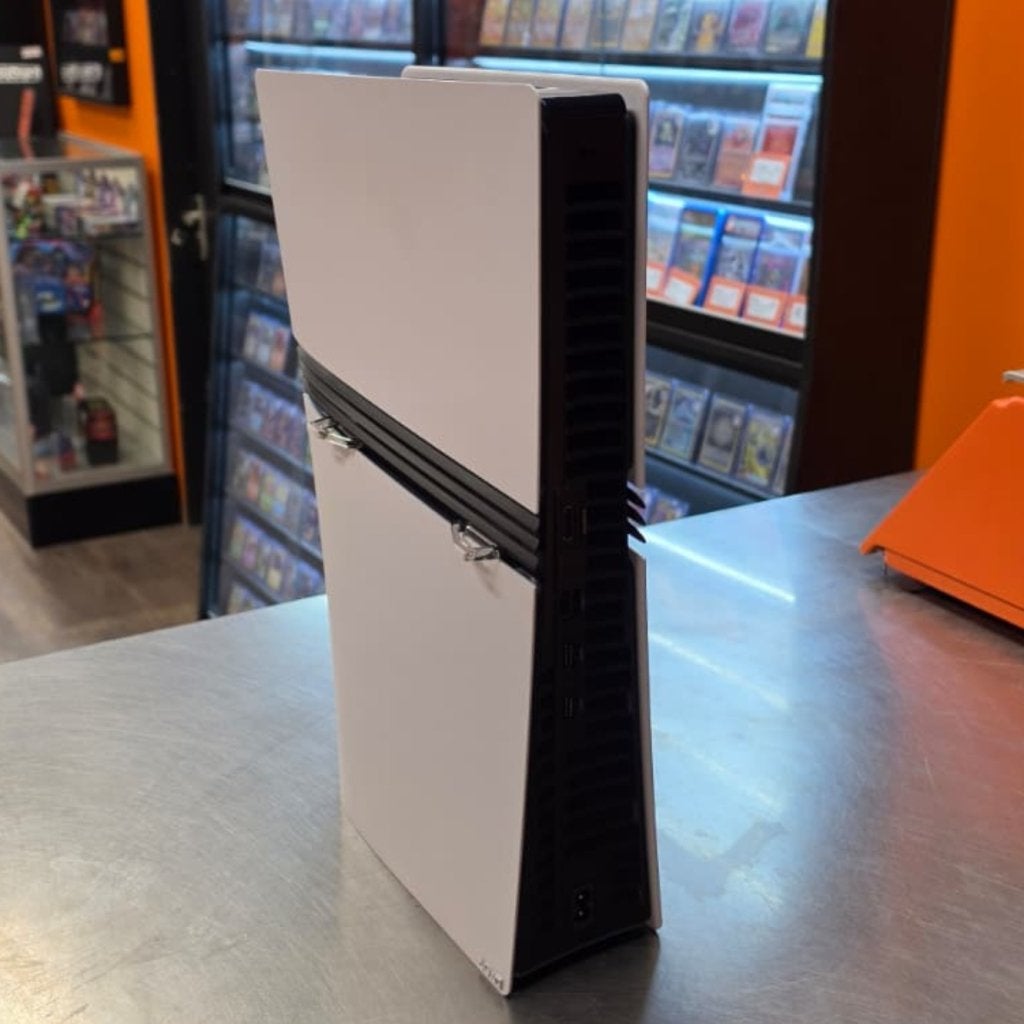 Playstation 5 Pro 2TB Digital inclusief 1 Controller, Sony, Zo goed als nieuw, Support@sony.com, 1-7-1 Konan, Minato-ku
Tokyo 108-0075
Japan