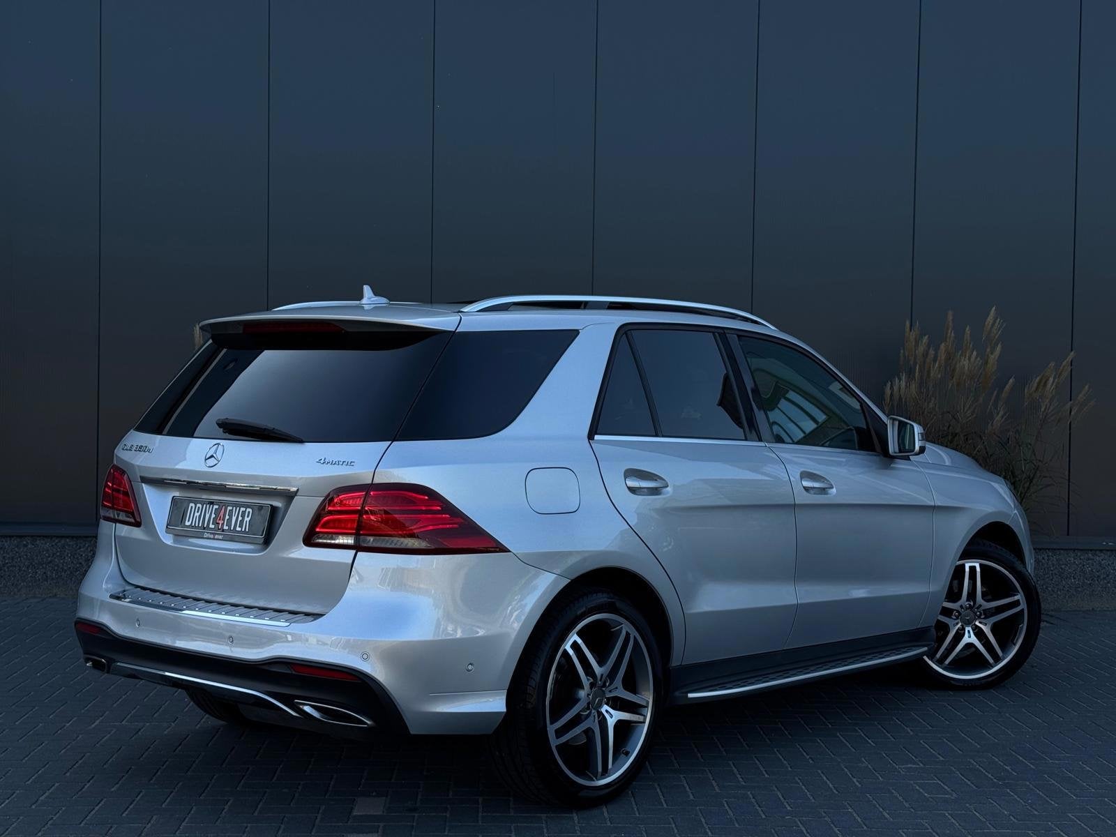 Mercedes-Benz GLE-klasse 350 d 4MATIC AMG Sport Edition FULL, Auto's, Automaat, 15 km/l, Gebruikt, Met garantie (alle)