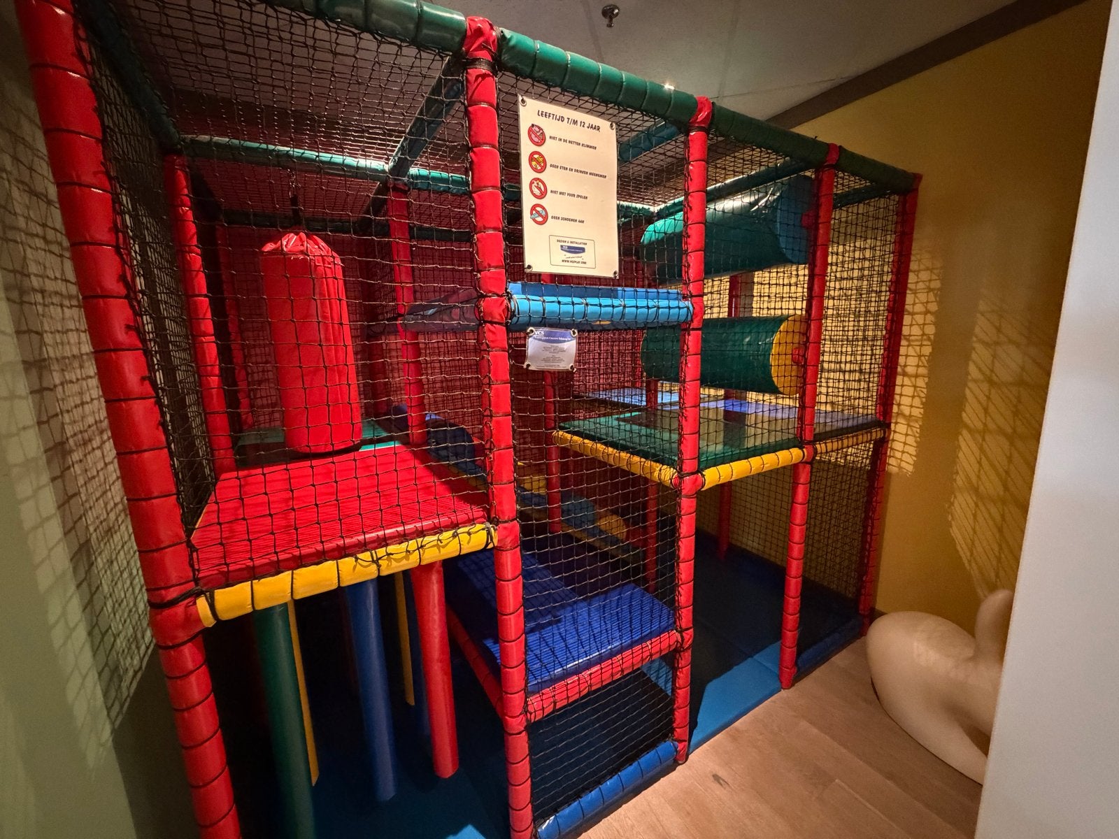 Indoor speeltoestel indoor klimtoestel softplay, Ophalen, Gebruikt