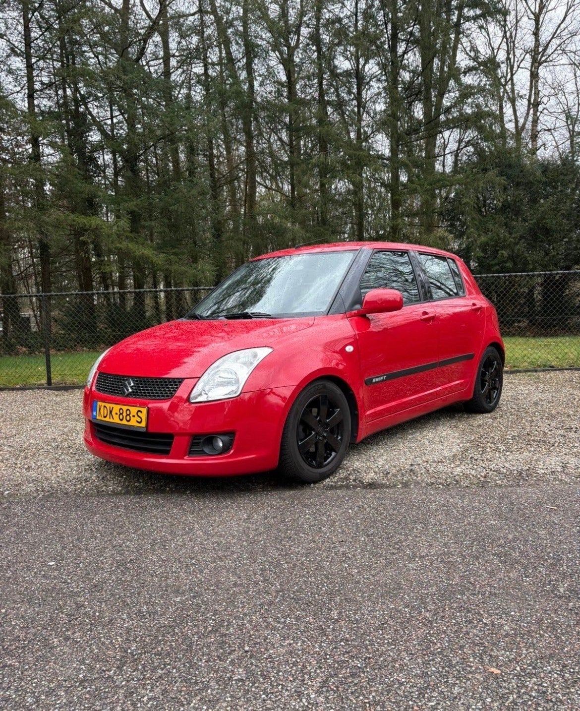 Suzuki 2008 Rood, 1328 cc, 400 kg, 1000 kg, Geïmporteerd