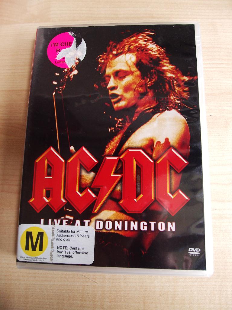 Diversen AC / DC, Alle leeftijden, Ophalen of Verzenden, Gebruikt, Muziek en Concerten