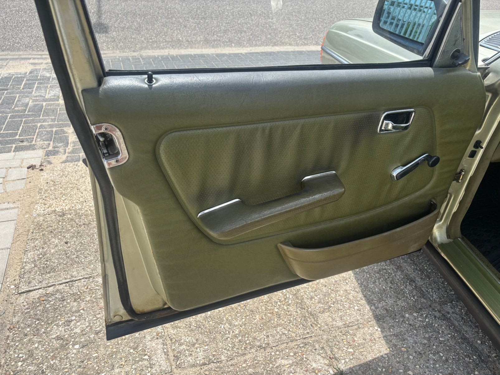 Mercedes 230 TE Kombi automaat uit 1982, foto 11