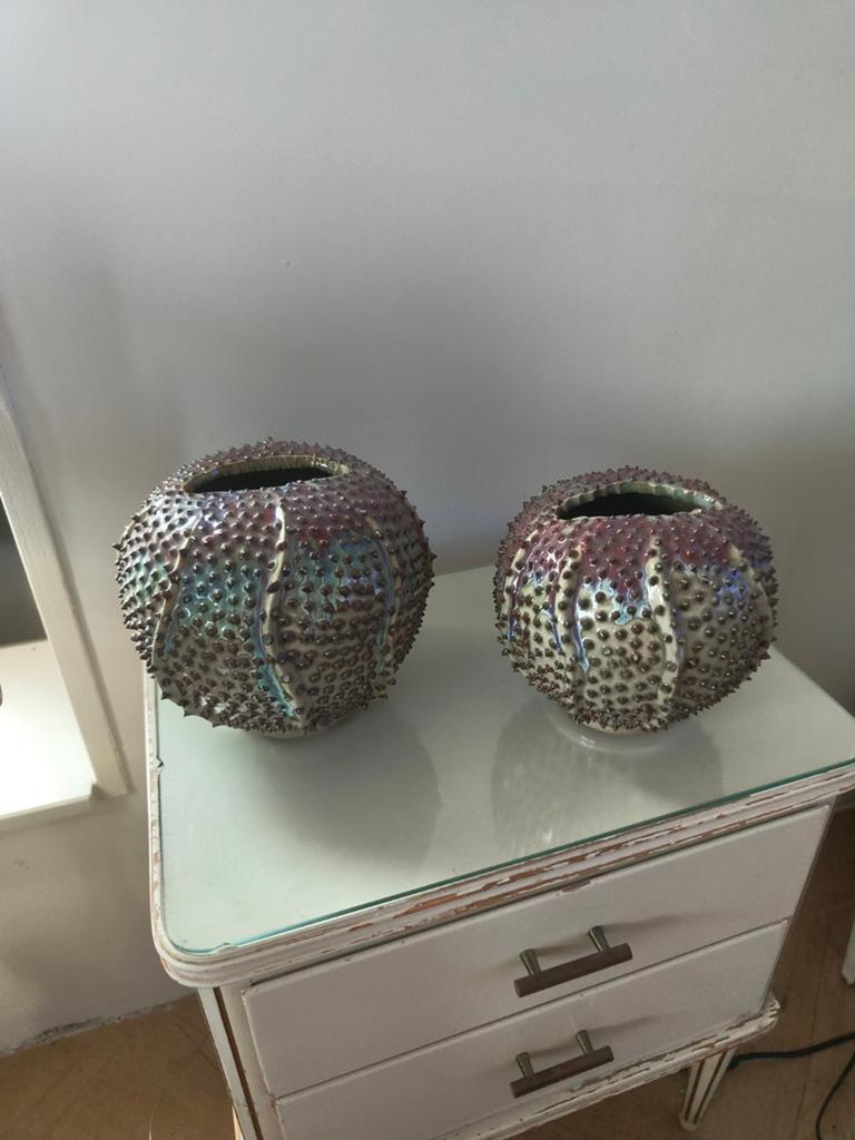 2 unieke en leuke vazen/potten met bijzonder design, Ophalen of Verzenden