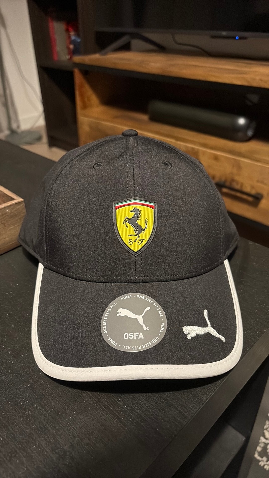 ️ Ferrari pet uit Italië. Nooit gedragen. Alleen ophalen, Ophalen, Nieuw, One size fits all, Pet