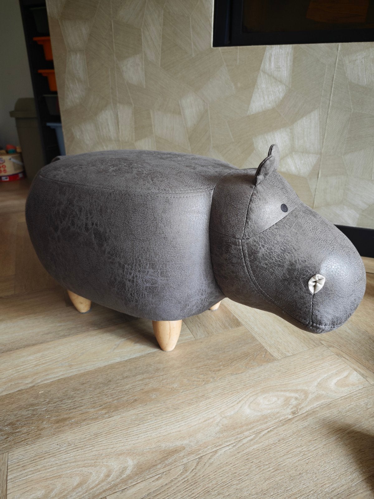 Leuke kinder Nijlpaard Poef - Grijs, Ophalen of Verzenden, Zo goed als nieuw, Grijs, Kunststof
