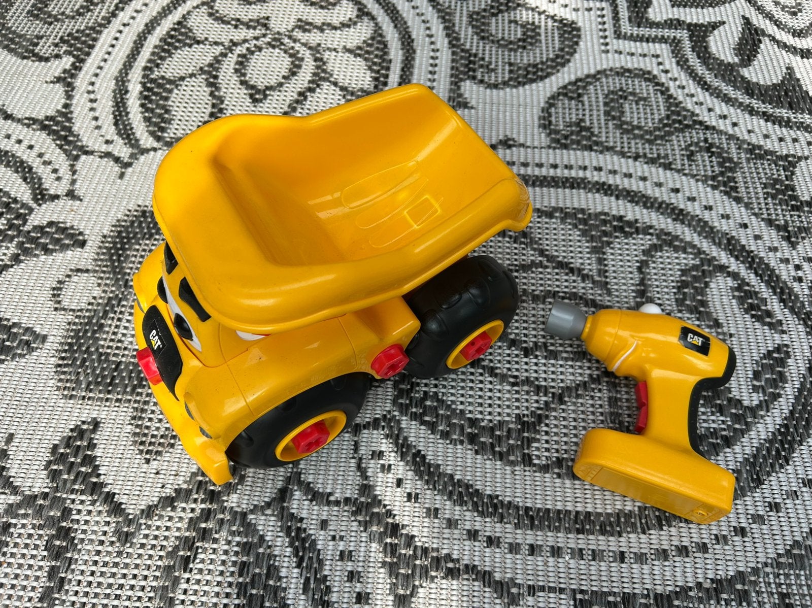 CAT Truck Laadbak - met boormachine, Ophalen, Gebruikt, Bouwen