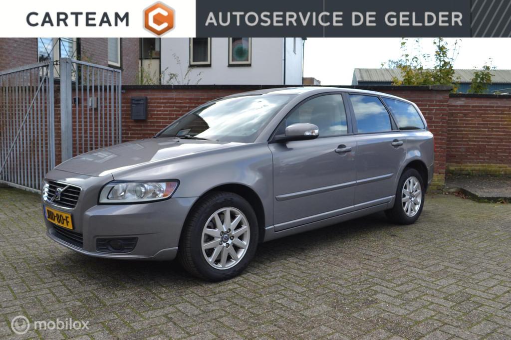 Volvo V50 2.5 T5 AWD Momentum | Youngtimer | 84000km! | Fami, Auto's, Volvo, Bedrijf, Te koop, V50, 4x4, ABS, Airbags, Airconditioning