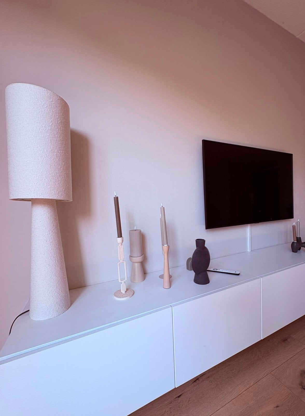mooie witte tafellamp, Huis en Inrichting, Lampen | Tafellampen, Wit, Ophalen, Zo goed als nieuw, Schemerlamp