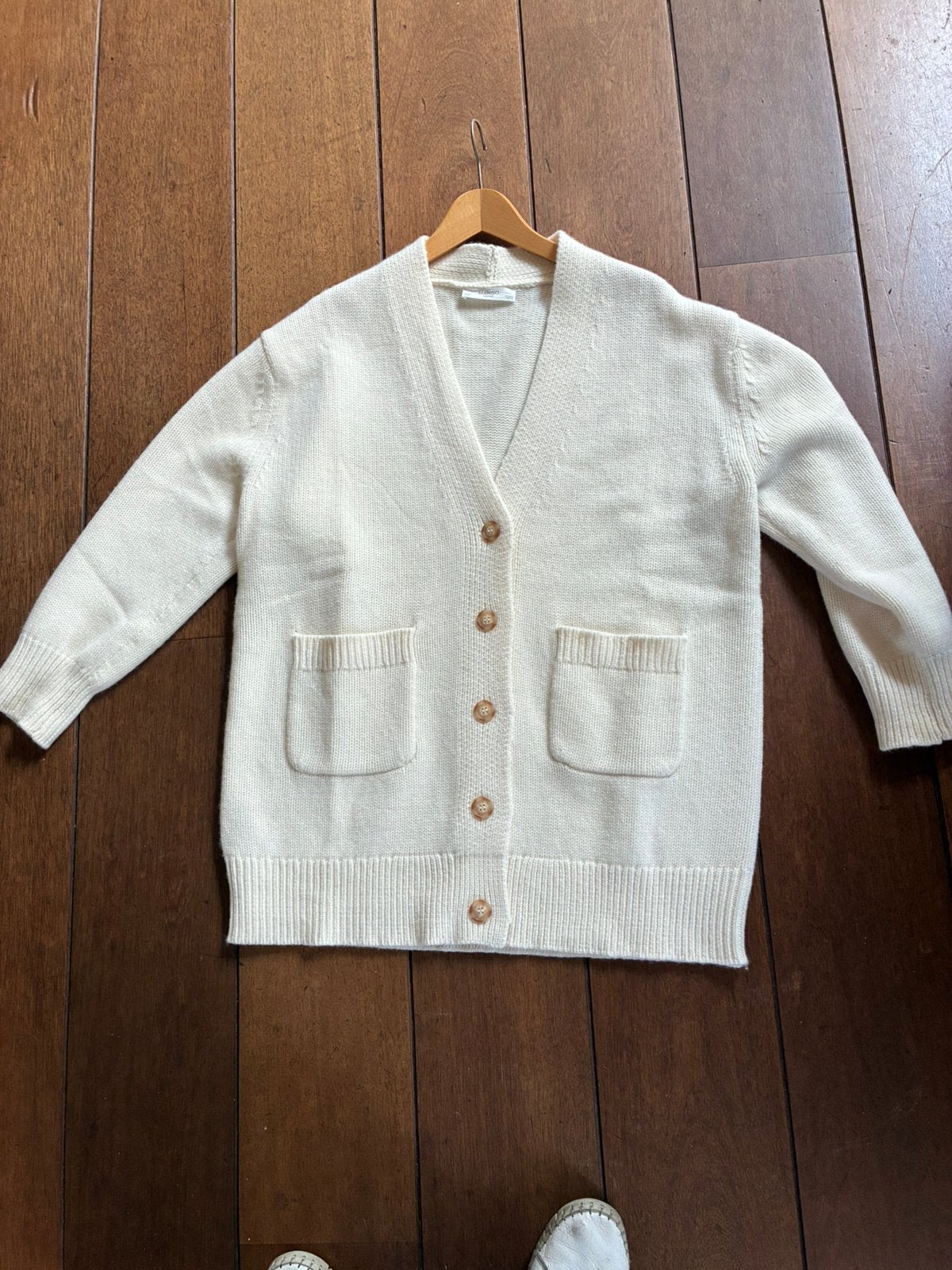 Wollen vest met knopen , roomwit, nieuw, Kleding | Dames, Ophalen of Verzenden, Nieuw, Maat 38/40 (M), Wit
