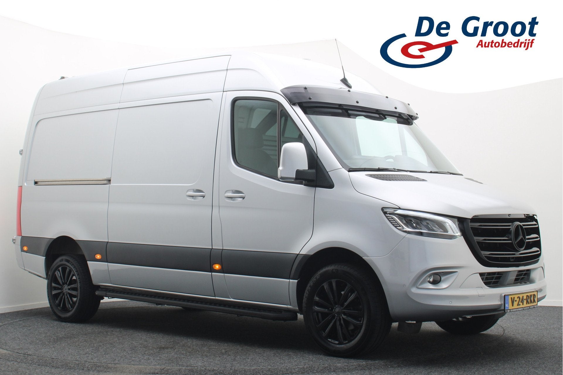 Mercedes-Benz Sprinter 316 2.2 CDI Aut. L2H2 Standkachel, LE, Gebruikt, Zwart, 4 cilinders, 2800 kg