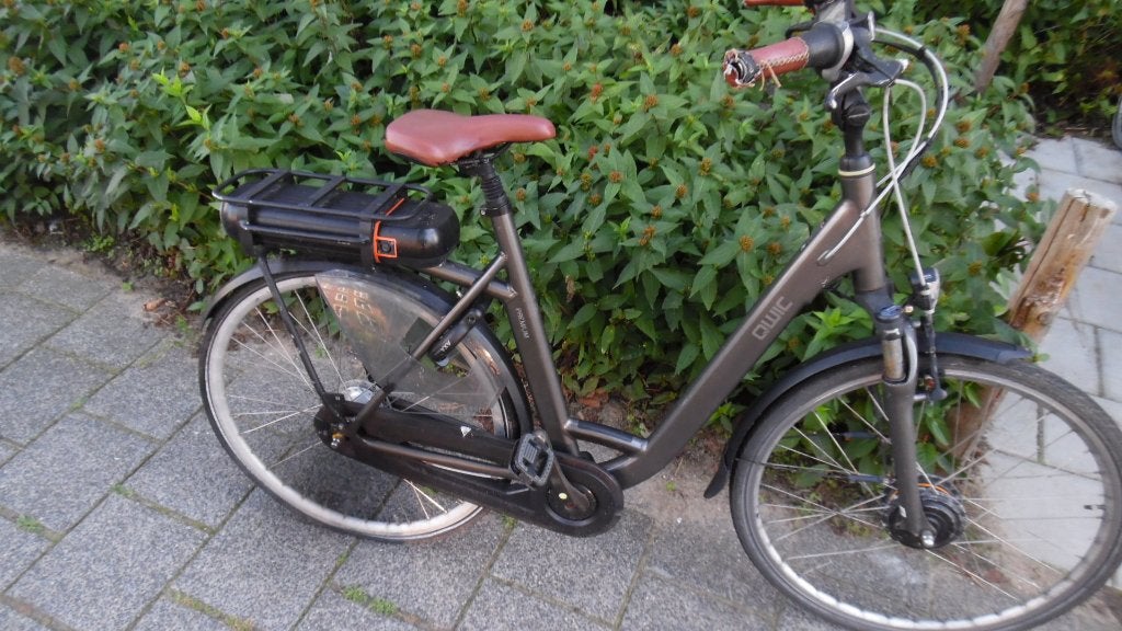 2x e bike QWIC +Giant , voor loop of sloop, zonder opladers, 51 tot 55 cm, Ophalen, Gebruikt, Overige merken