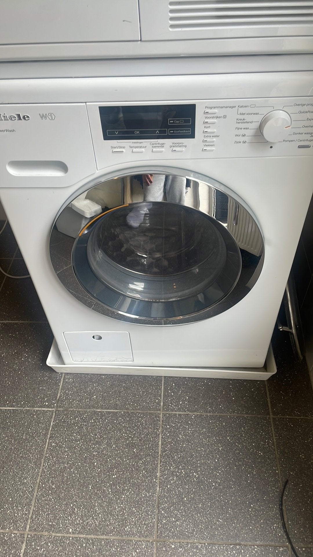 Miele W1 kapot, Witgoed en Apparatuur, 8 tot 10 kg, Ophalen of Verzenden, 85 tot 90 cm, 1600 toeren of meer