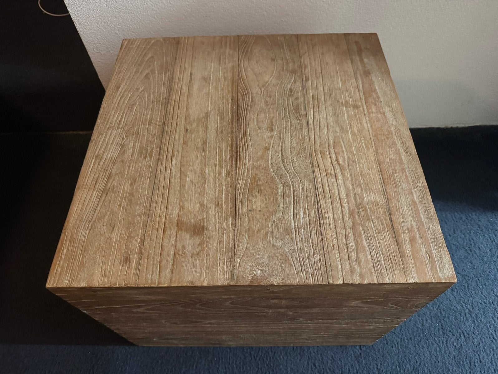 tafeltje/ kubus/ kist: 50 x 50 x 50 cm (2 stuks), Ophalen, 50 tot 100 cm, Zo goed als nieuw, 50 tot 75 cm