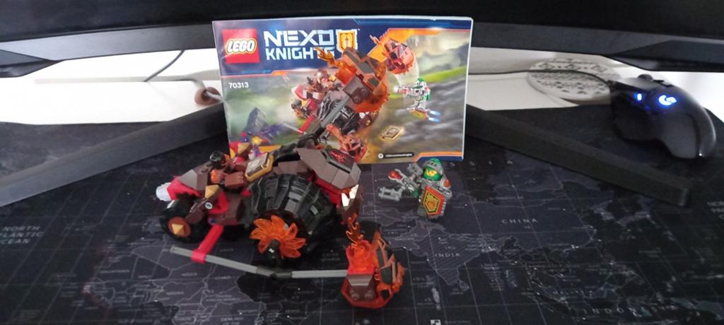 Lego Nexo Knights 70313 Moltor's Lava Smasher, Gebruikt, Lego, Ophalen of Verzenden, Compleet