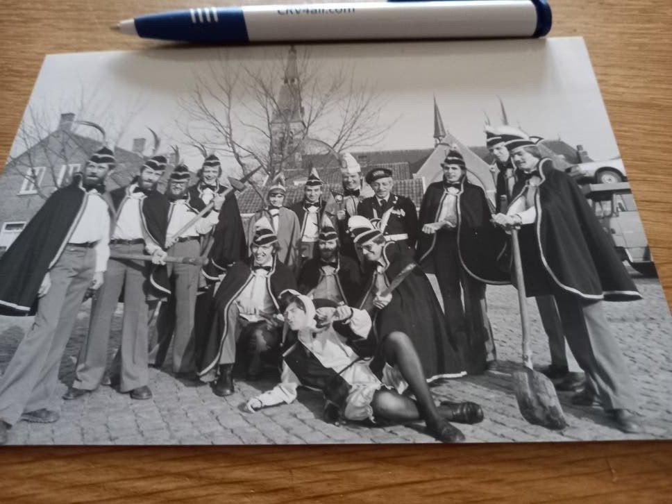Alphen en Riel, Ophalen of Verzenden, Voor 1940, Zo goed als nieuw, Overige onderwerpen
