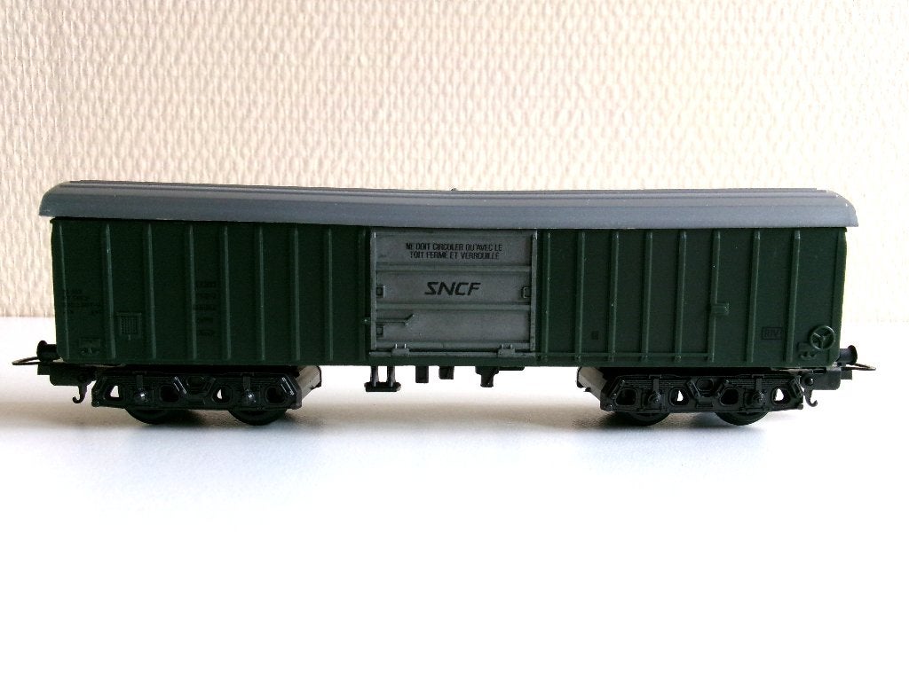 Lima H0 3182 Gesloten Goederenwagon SNCF (geen ovp), Hobby en Vrije tijd, Gebruikt, Gelijkstroom, Wagon, Ophalen of Verzenden