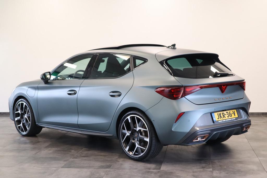 CUPRA Leon 1.5 TSI e-Hybrid VZ Extreme Panoramadak Kuipstoel, 4 cilinders, Met garantie (alle), Leon, Overige brandstoffen