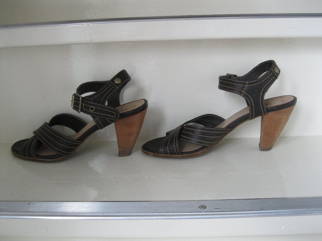 maat 39, 1 paar open Celinda schoenen met hakken, bruin, Celinda, Bruin, Ophalen of Verzenden, Zo goed als nieuw
