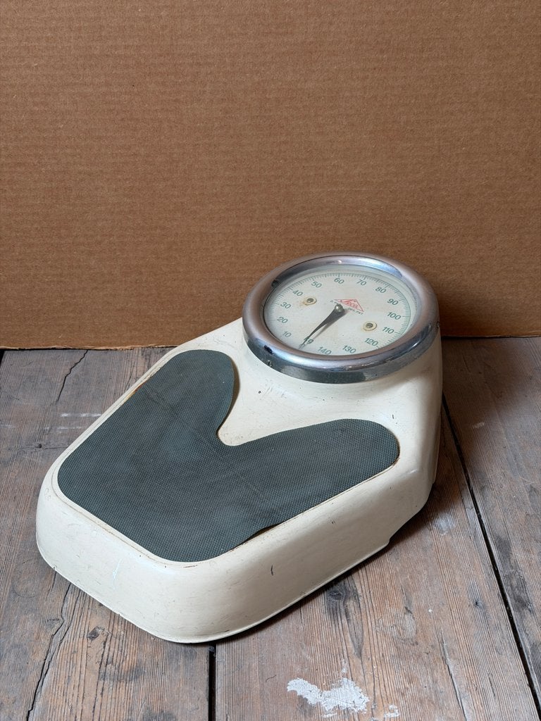 Vintage weegschaal, Witgoed en Apparatuur, Ophalen, Gebruikt, 1 tot 500 gram, 100 kg of meer