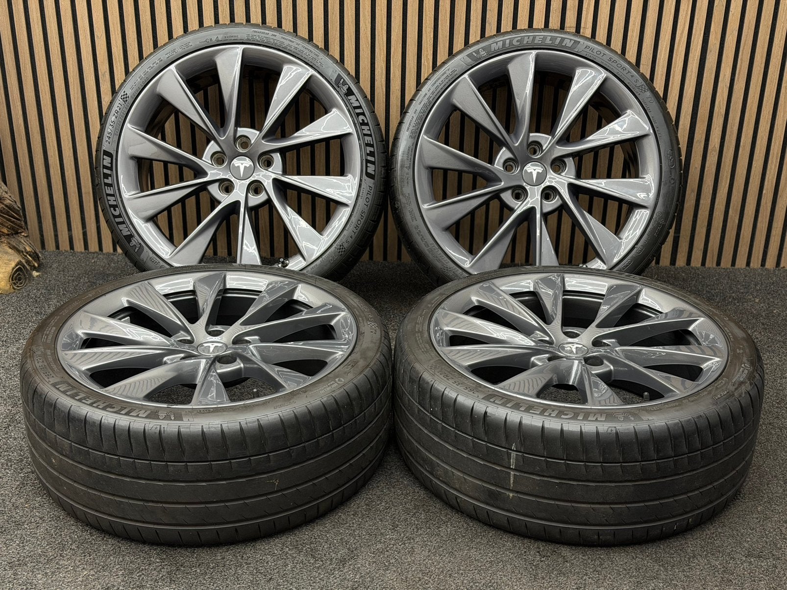 Originele 21 inch Tesla Model S Twin Turbine 5x120 Michelin, Ophalen, 245 mm, ., Banden en Velgen