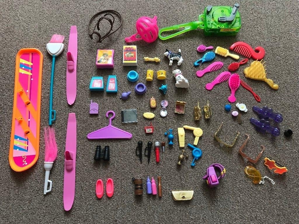 Diverse assesoires Barbie Sindy Winx My Scene Fleur, Ophalen of Verzenden, Gebruikt, Barbie