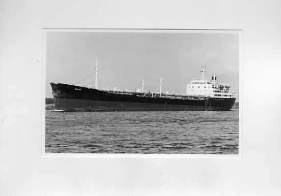scheepvaart-foto-ALBLASSERDAM-werf verolme- AEGEON, Ophalen of Verzenden, Zo goed als nieuw, Motorboot, Boek of Tijdschrift