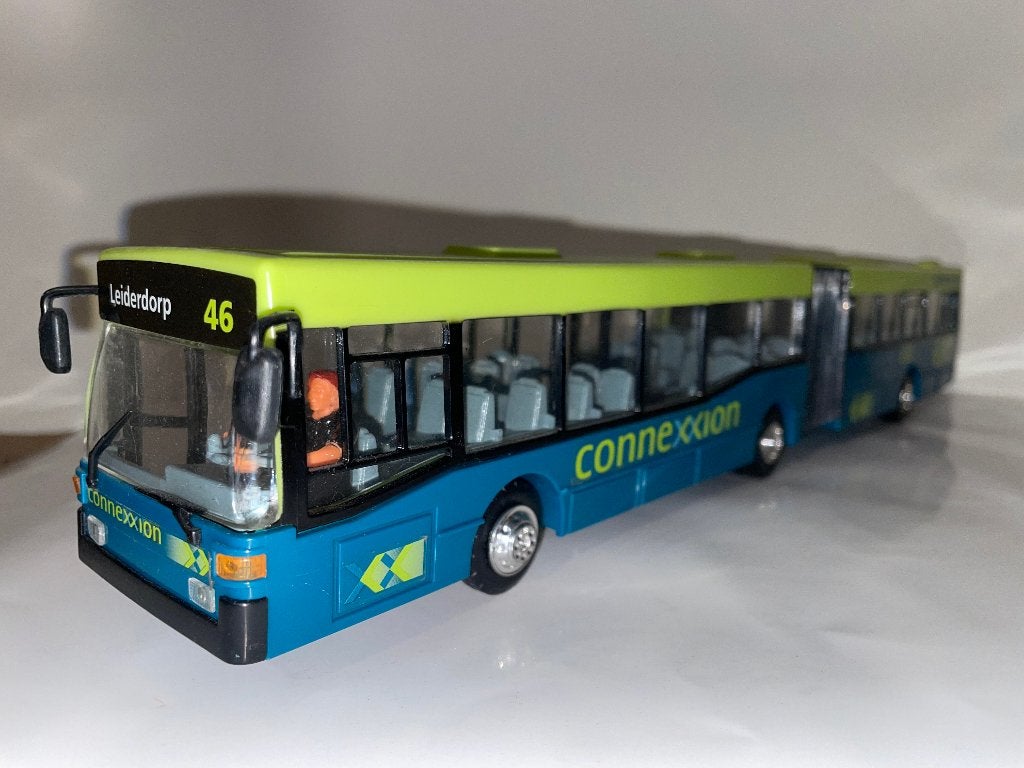 Mercedes Benz gelede bus Connexxion met chauffeur Leiderdorp, Ophalen of Verzenden, Zo goed als nieuw, Bus of Vrachtwagen, Overige merken