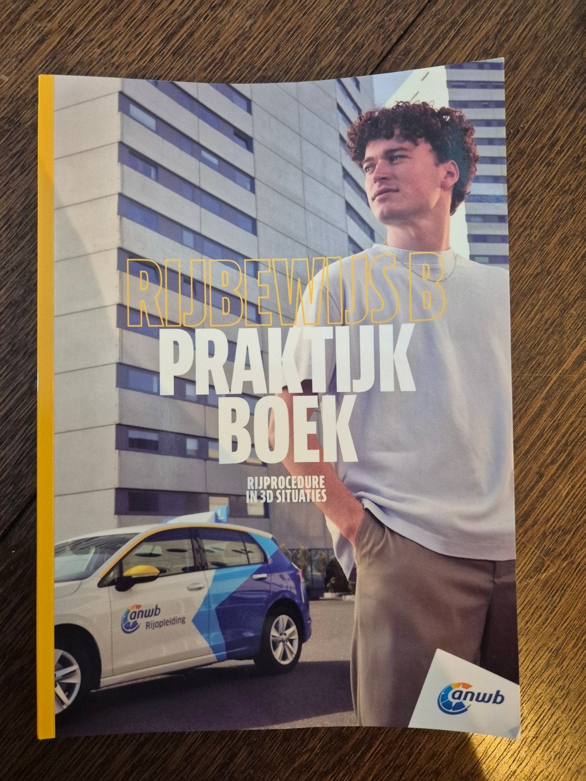 ANWB Rijbewijs B Praktijkboek - Rijprocedure in 3D, Boeken, Ophalen of Verzenden, Zo goed als nieuw, Overige niveaus, ANWB