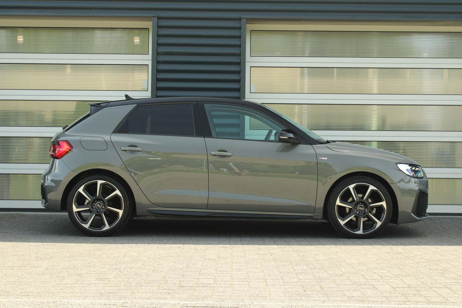 Audi A1 Sportback 30 TFSI 116pk S-tronic S edition | Achteru, Auto's, Stof, 116 pk, Bedrijf, 3 cilinders