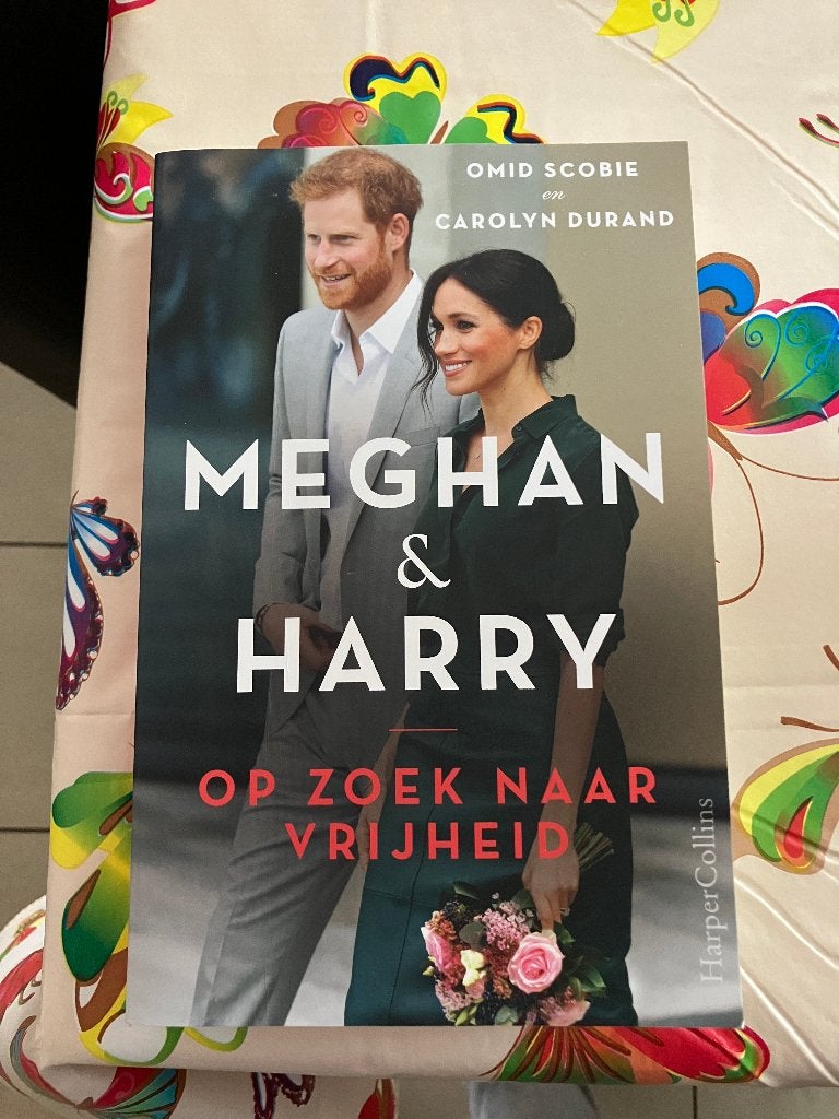 Boek Meghan & Harry - Op zoek naar vrijheid, Ophalen of Verzenden, Zo goed als nieuw