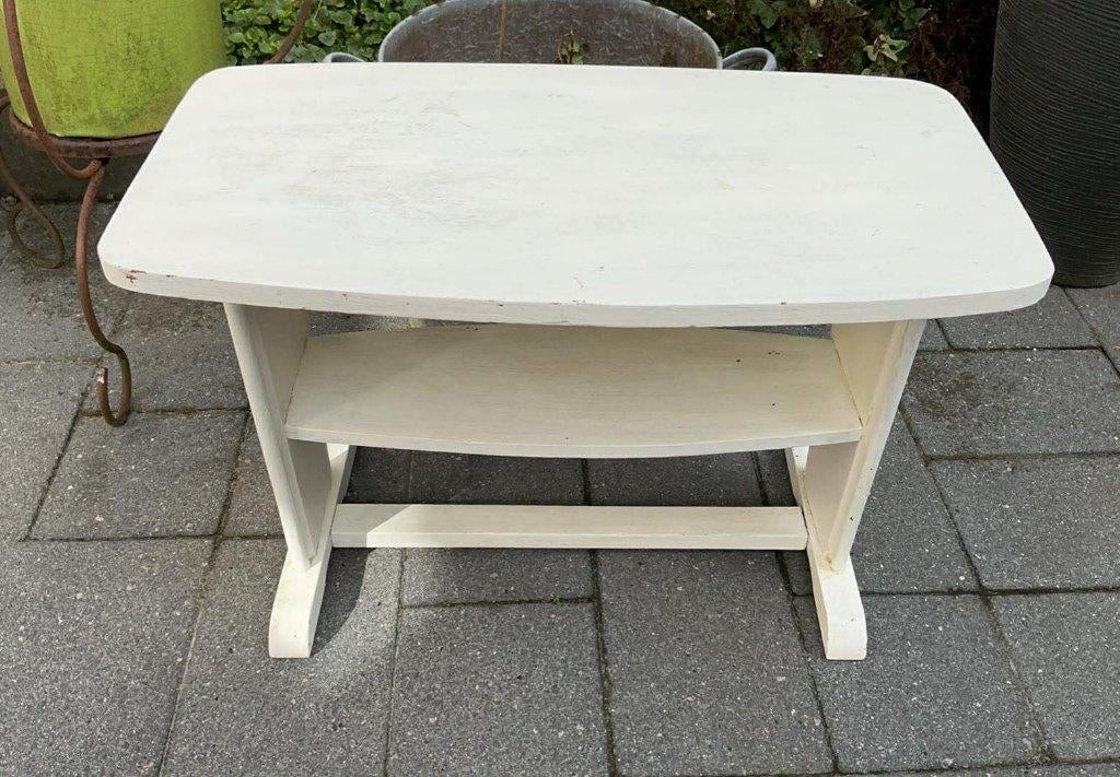 Houten tafeltje, Huis en Inrichting, Tafels | Bijzettafels, Gebruikt, 55 tot 75 cm, Rechthoekig, Hout