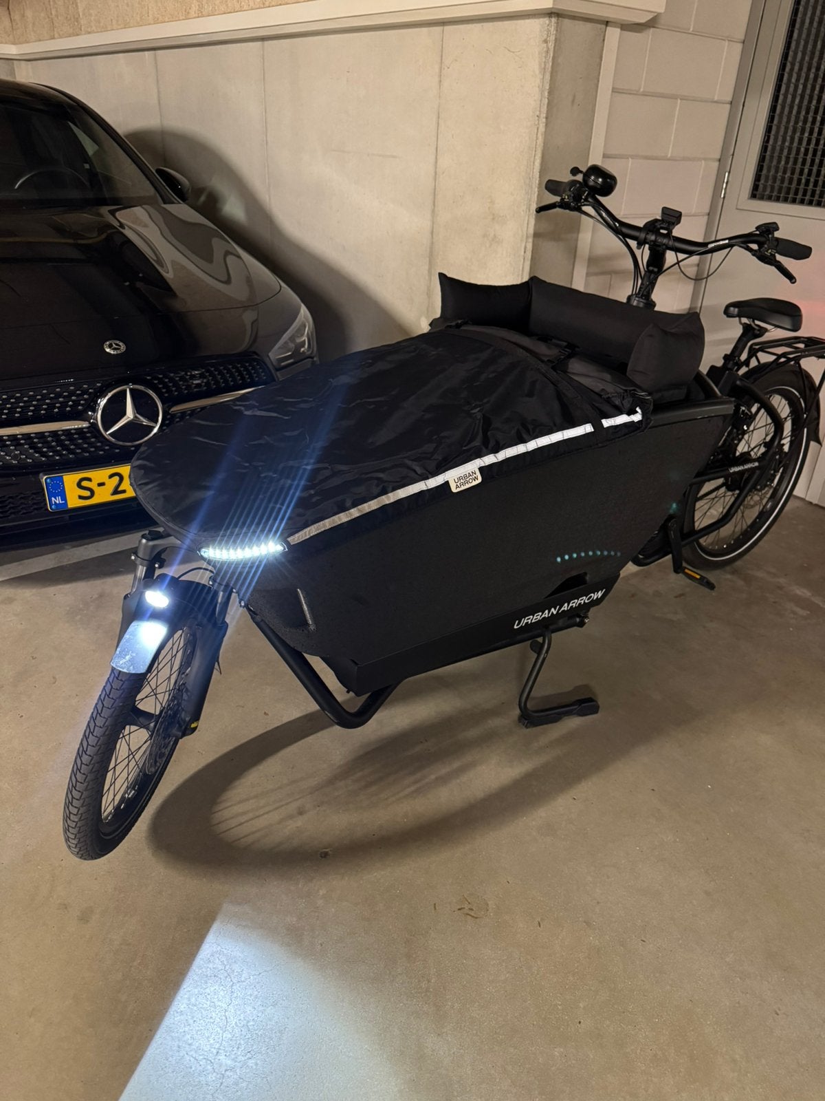 Urban Arrow Family Next Box Cover/ Afdekzeil - Nieuw, Fietsen en Brommers, Fietsen | Bakfietsen, Ophalen, Nieuw, 2 kinderen