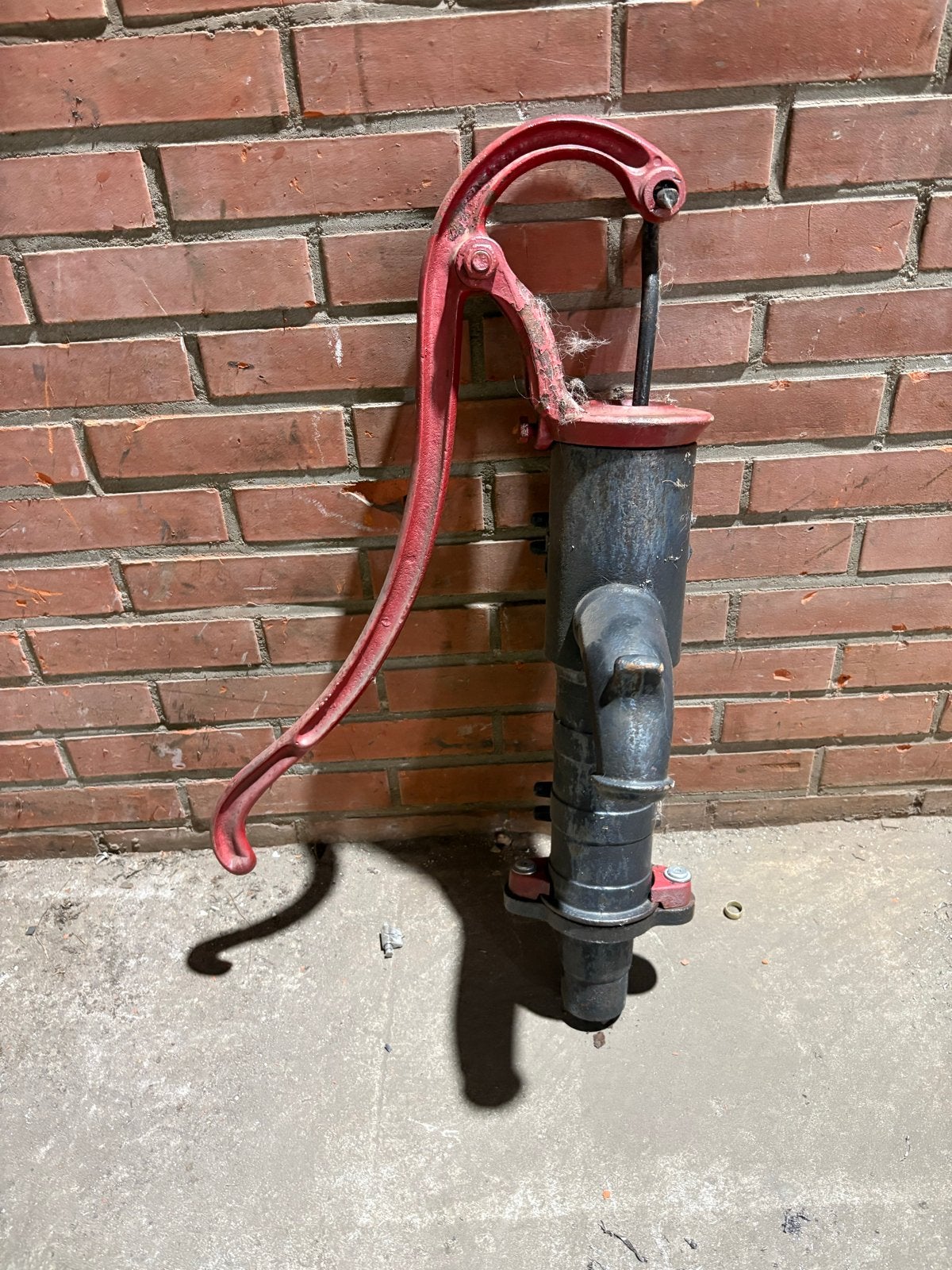 Antieke handwaterpomp - Decoratief en functioneel, Ophalen, Gebruikt, Handmatig, Bronpomp