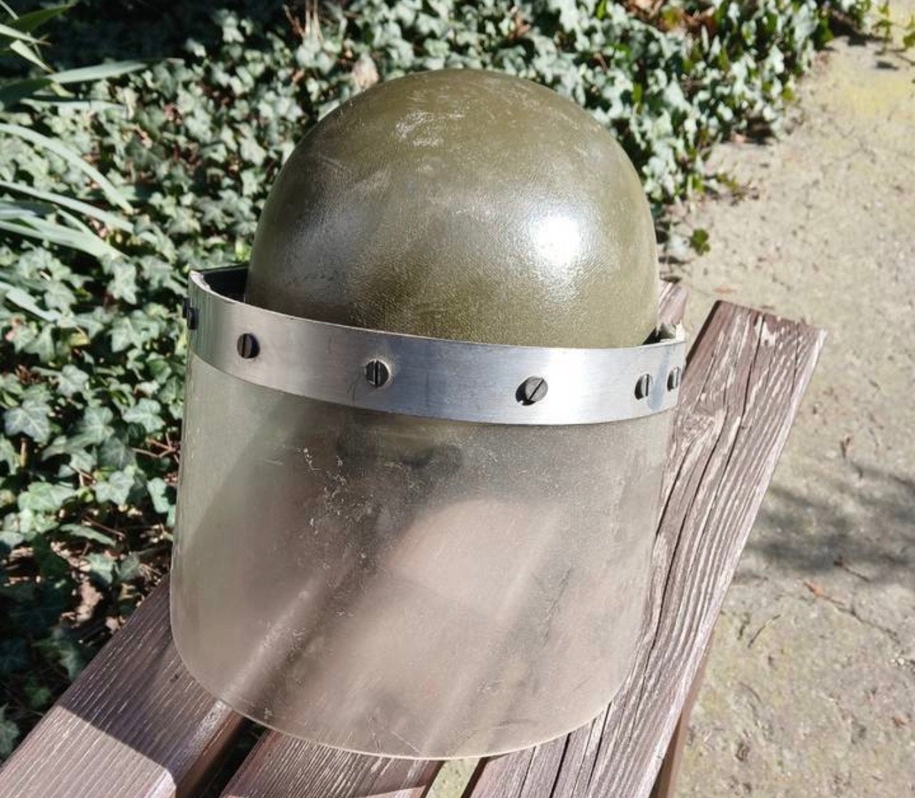 Poolse Milind BAT-98 Kevlar helm met vizier, Ophalen of Verzenden, Landmacht, Overige gebieden, Helm of Baret