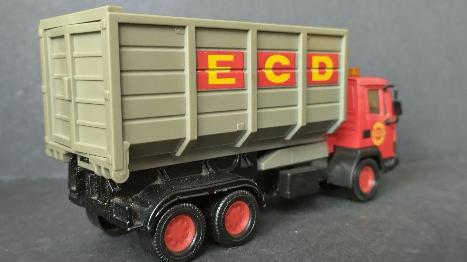 Leyland Daf Afzetcontainer 1:50 Matchbox Pol, ., Zo goed als nieuw, Bus of Vrachtwagen, Matchbox
