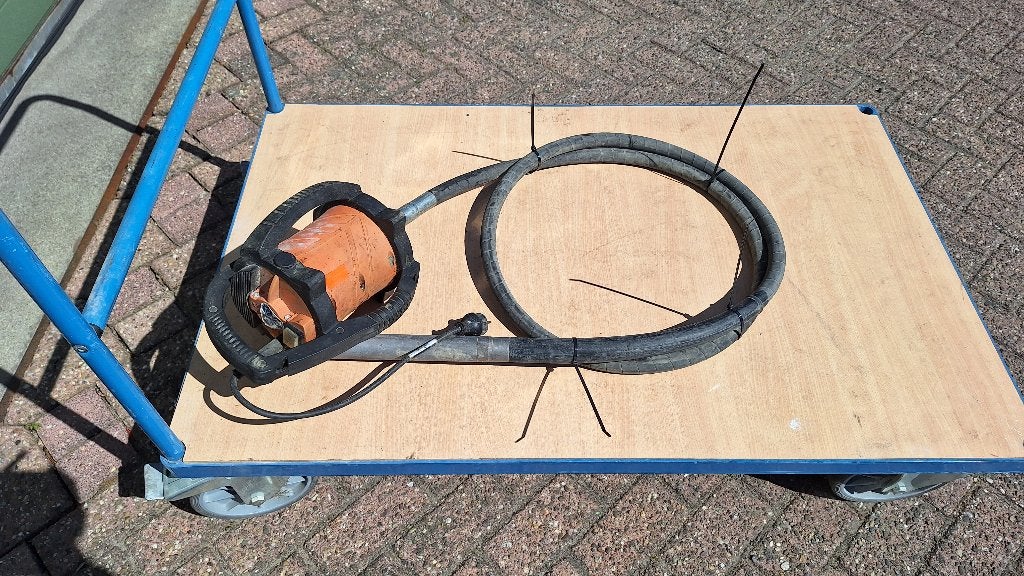 Trilnaald beton 38 mm 3 meter Enarco TDX3M/AX40 220v, Ophalen, Gebruikt, Industriepark 2a 9351PA Leek, H.O.Albert Ale Slotema