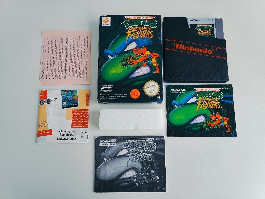 Turtles Tournament Fighters zeer Compleet Nintendo NES PAL B, Spelcomputers en Games, Games | Nintendo NES, Zo goed als nieuw