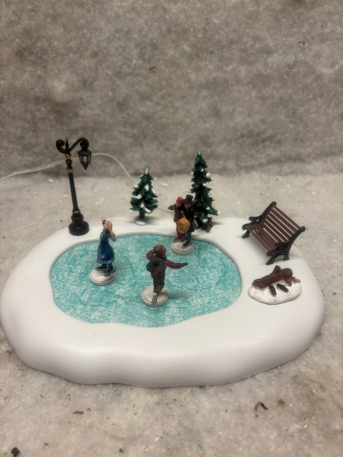 Lemax winter skating, Diversen, Kerst, L, Zo goed als nieuw, L, L