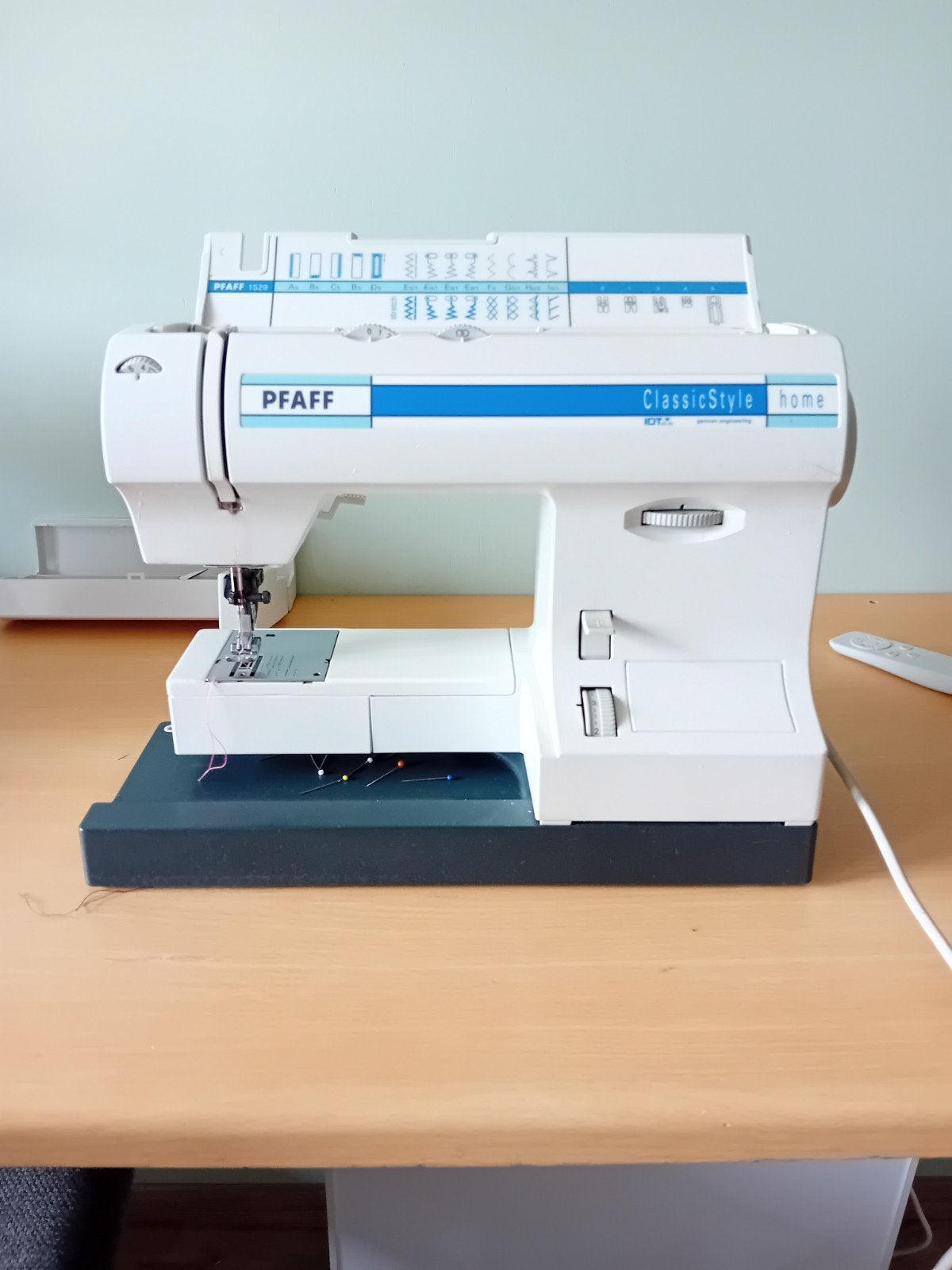 Pfaff ClassicStyle Home Naaimachine, Hobby en Vrije tijd, Naaimachines en Toebehoren, Ophalen of Verzenden, Gebruikt, Naaimachine