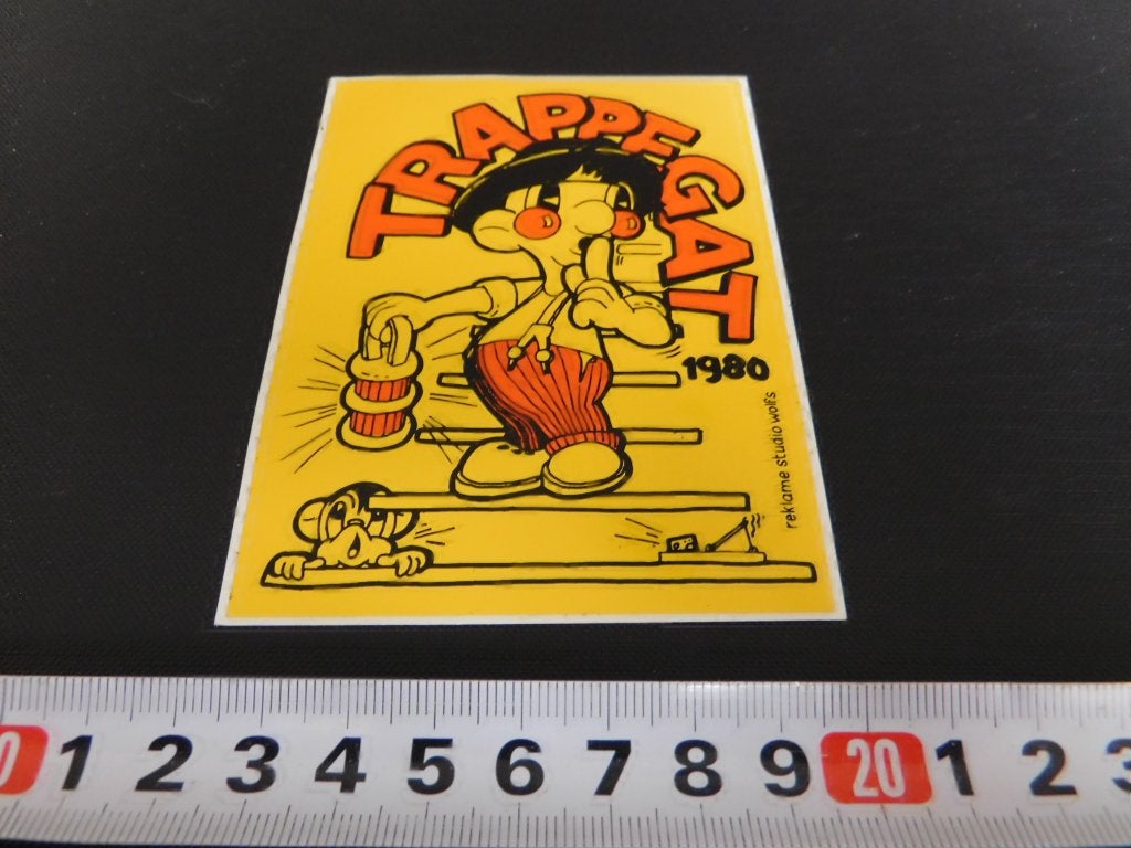 sticker strip TRAPPEGAT 1980   carnaval, Ophalen, Zo goed als nieuw
