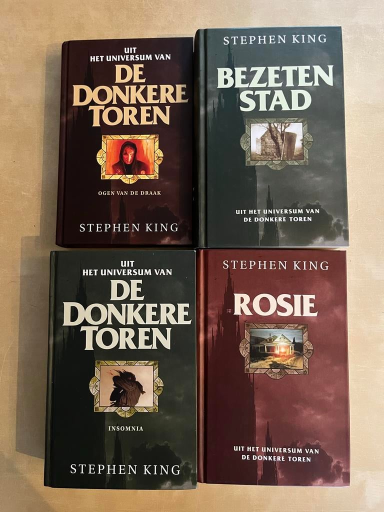 Stephen King - De Donkere Toren: de 4 specials, Ophalen of Verzenden, Zo goed als nieuw