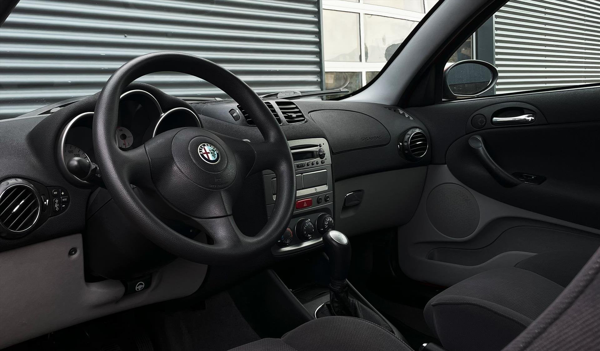 Alfa Romeo Alfa-147 1.6 T.SPARK 105PK 1ste eigenaar!, foto 5