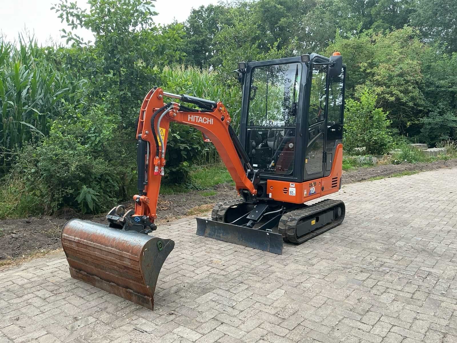 2025 Hitachi ZX19-6 CR Minigraafmachine, Graafmachine
