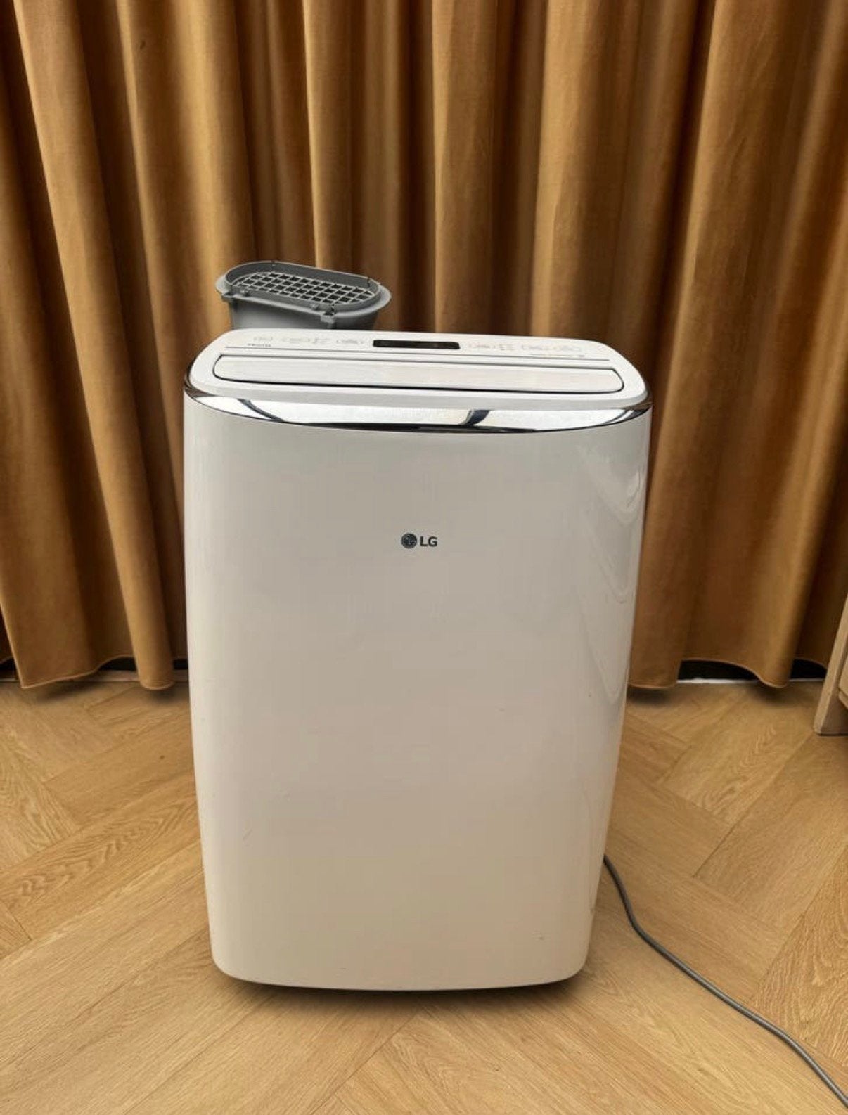 Lg mobiele airco 11000 btu, Witgoed en Apparatuur, Airco's, Ophalen, 3 snelheden of meer, Zo goed als nieuw, 100 m³ of groter