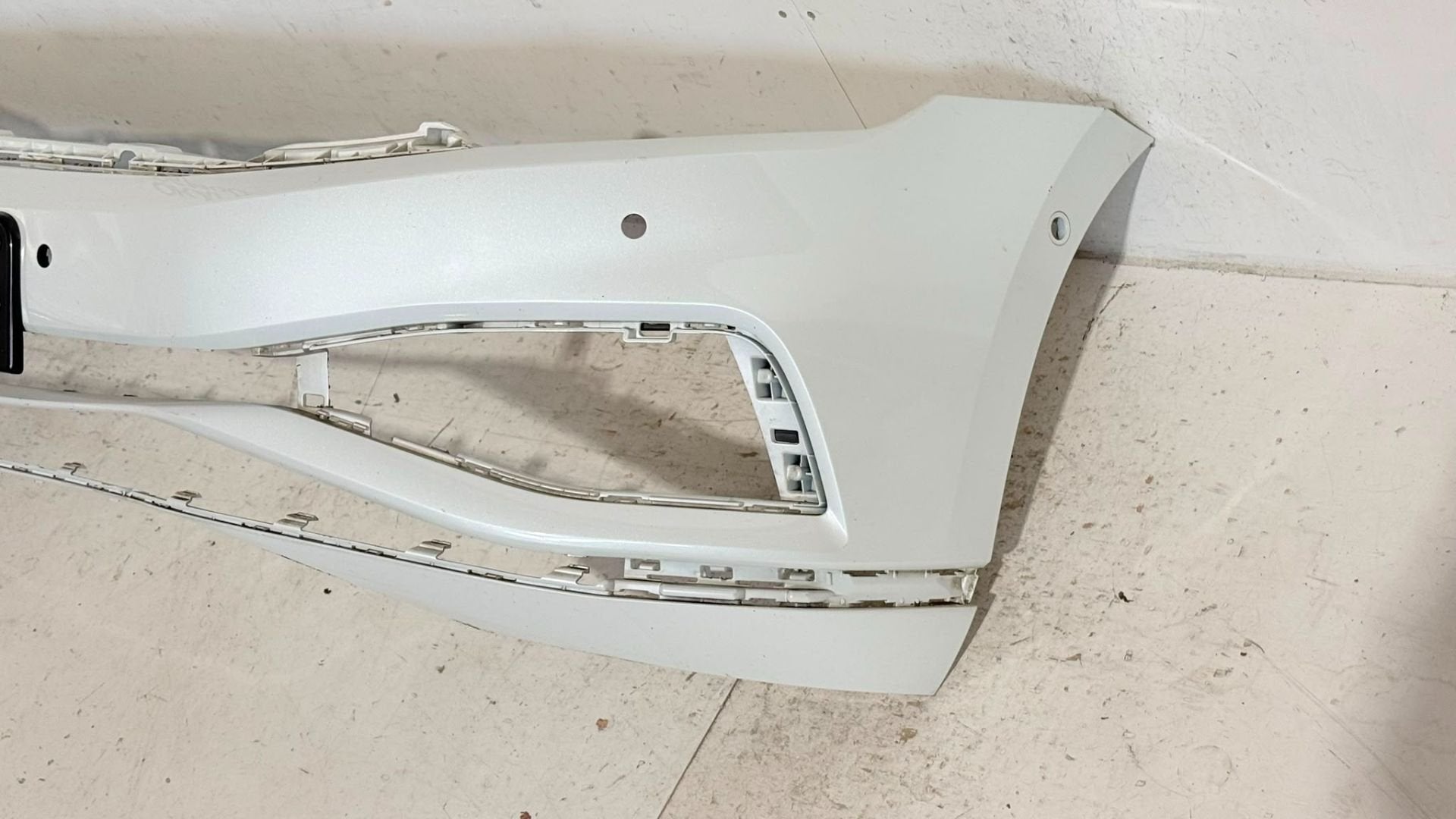 Volkswagen Passat B8 Highline voorbumper 3G0807221F, Gebruikt, Volkswagen AG, Bumper, Berliner Ring 2
38440  Wolfsburg, DE